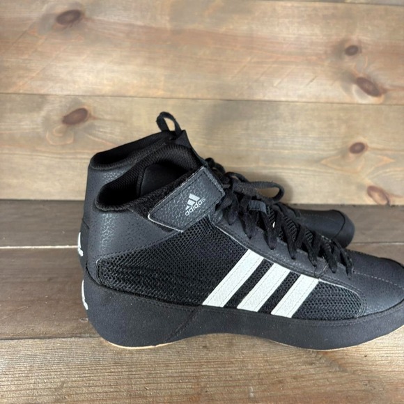 adidas gazelle silver green womens ADIDAS HVC 2 WRESTLING SHOES main image 0